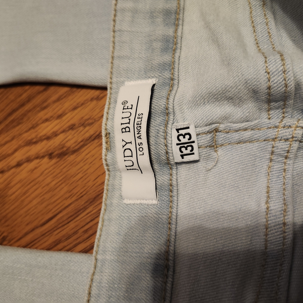 Judy Blue Light Blue Women's Straight Jeans - Picture 4 of 6